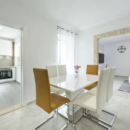 Luxury Apartment Skyscraper Dubrovnik Exterior photo