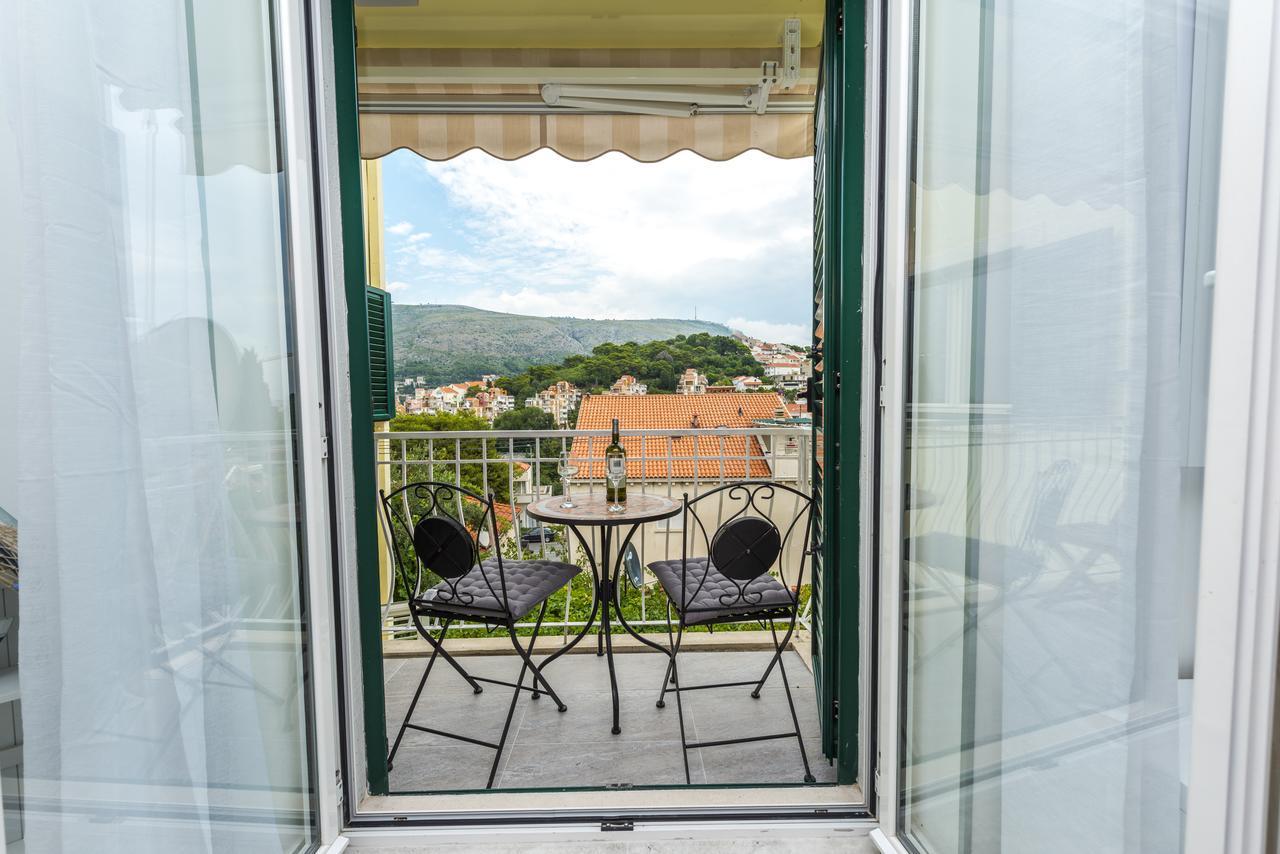 Luxury Skyscraper Apartman